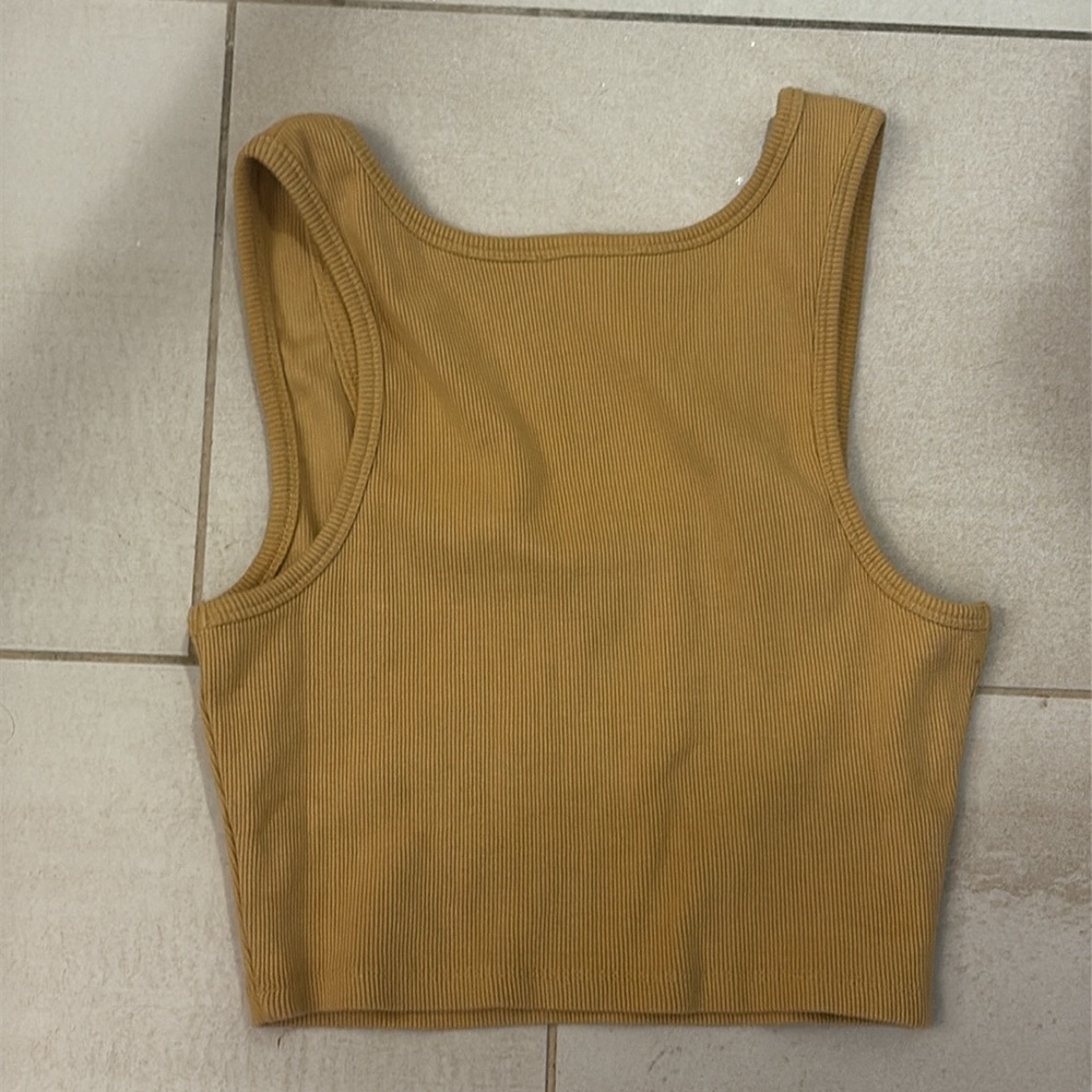 Stylish Women's Yellow Cropped Tank Top — image 5 of 8